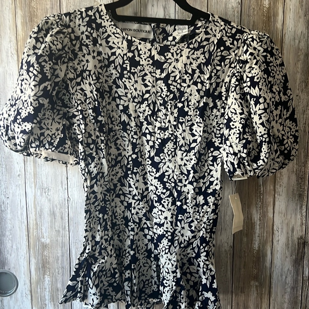 Vintage 100% silk top and skirt set, size 6, NWT